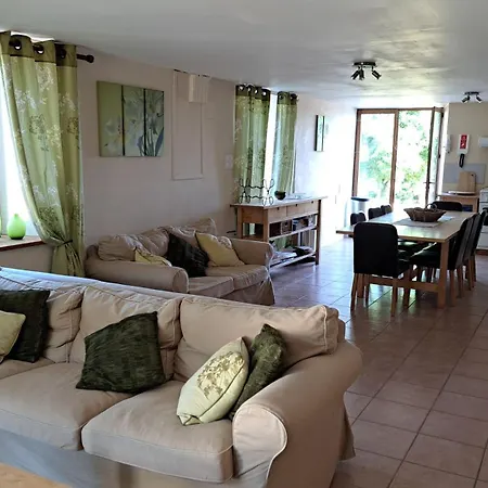 Les Bigoussies Hotel 3*